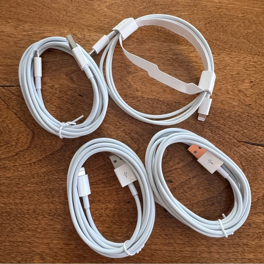 N/A white charging
